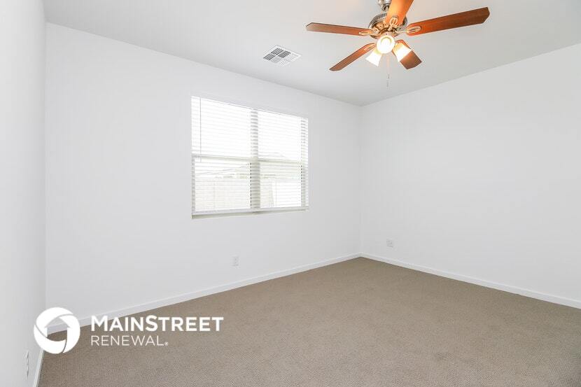 Building Photo - 3723 E Sandoval Dr