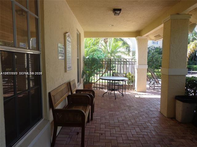 Building Photo - 1267 SW 46th Ave