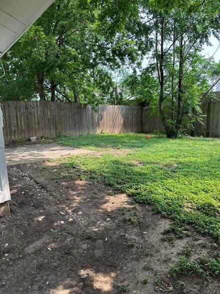 Building Photo - 5409 Purple Sage Dr