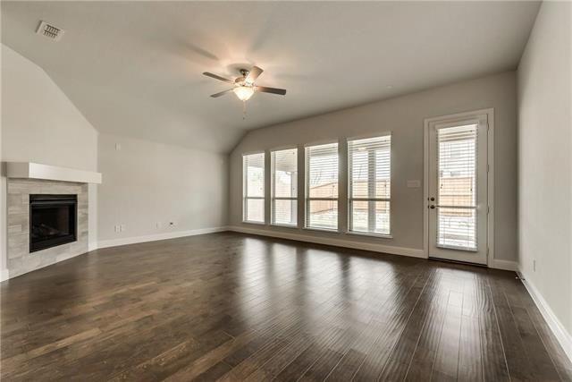 Building Photo - 1601 Primrose Pl