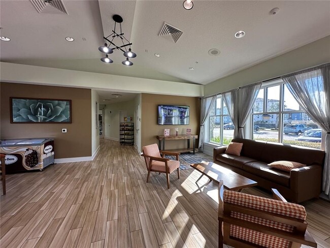 Building Photo - 11288 Listening Dr