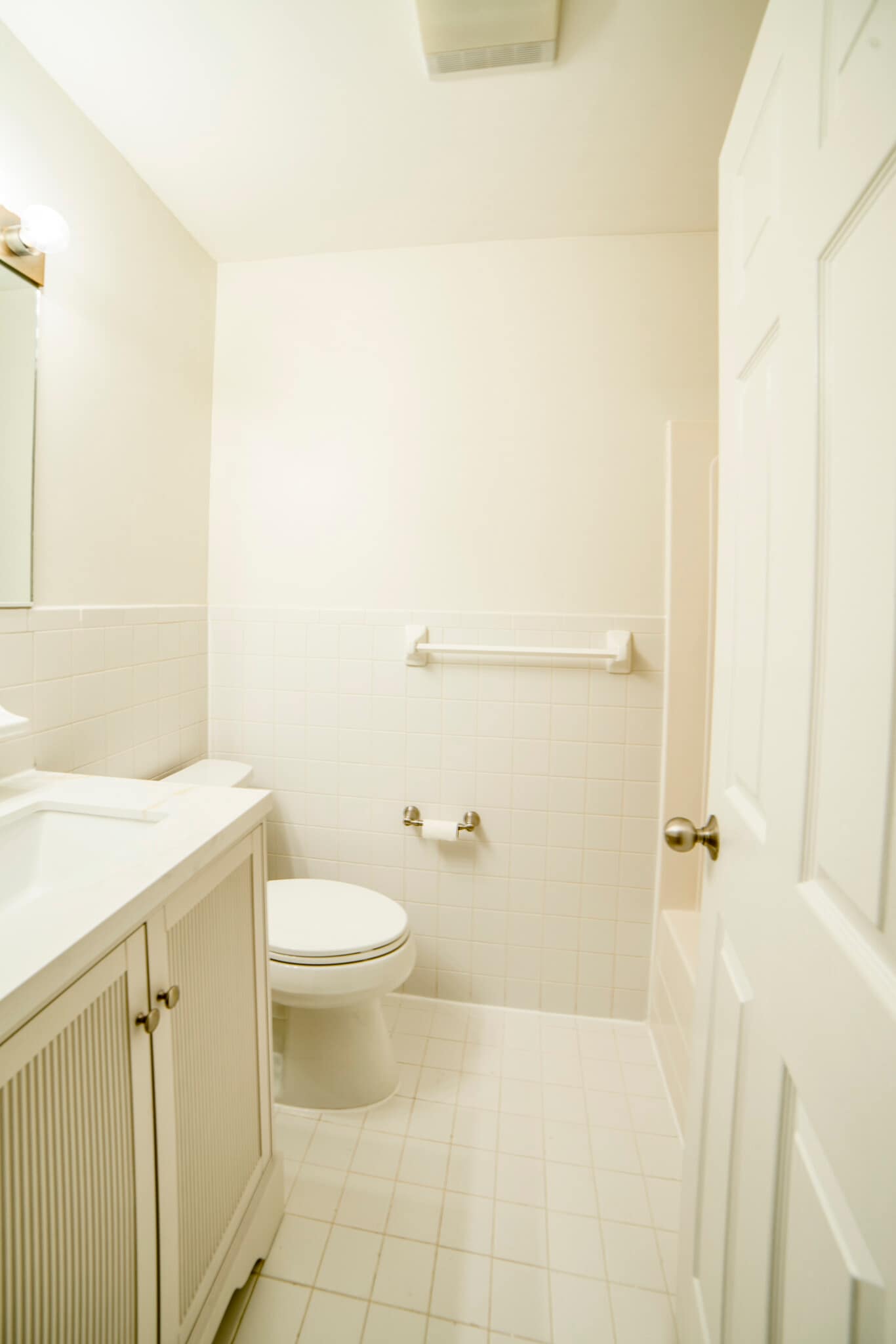 Bathroom - 127 S 8th St