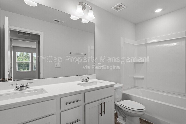 Building Photo - 1636 Singing Bird Trl