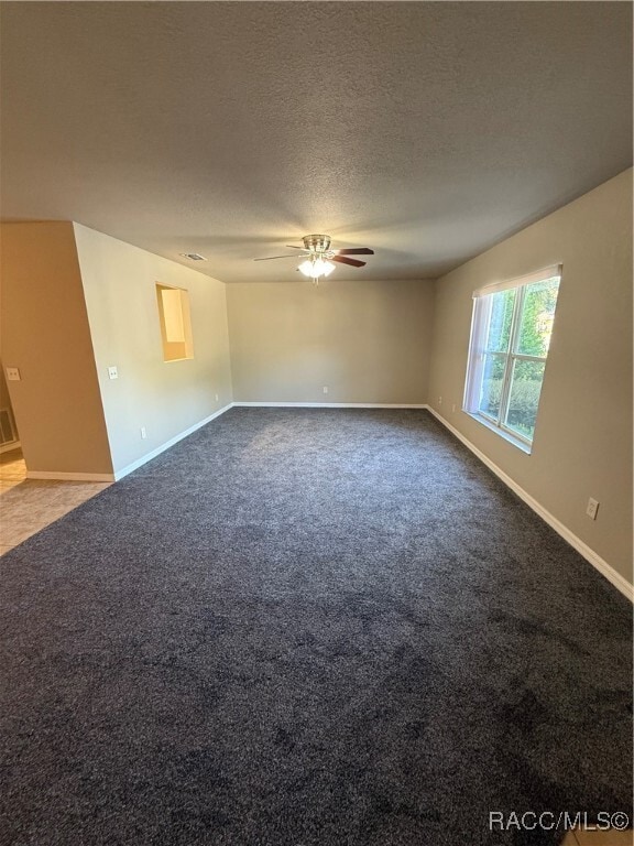 Building Photo - 1151 N Lion Cub Point