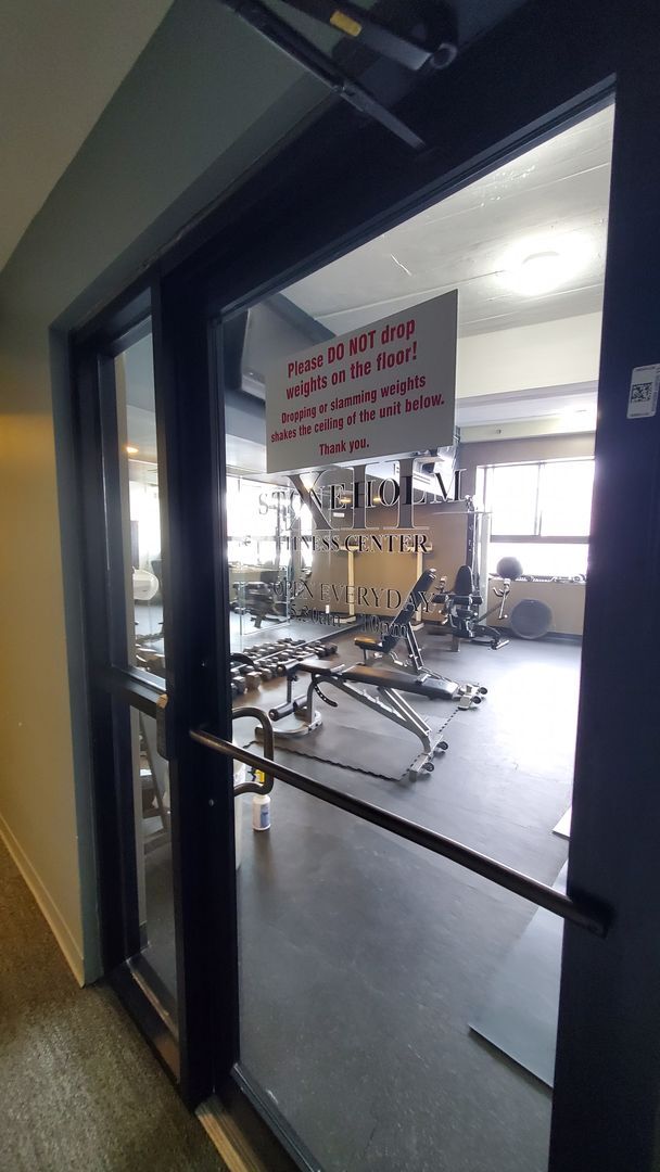 Building Photo - 1 Bedroom in LUXURY BLDG - BERKLEE/NEU - NO FEE  9/1/26  ROOF TOP POOL!