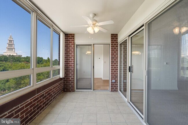 Building Photo - 2151 Jamieson Ave