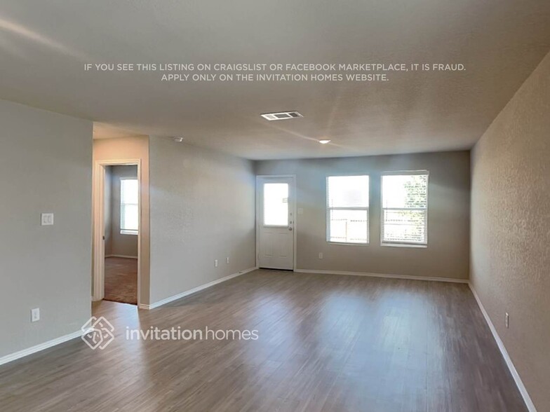 Building Photo - 614 Ambush Ridge