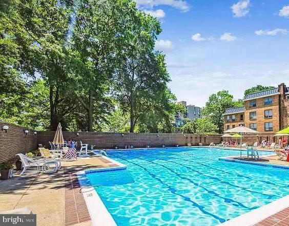 Building Photo - 700 7th St SW