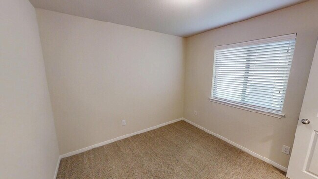 Building Photo - "Charming 3-Bedroom Home in Temple with Modern Granite Touches!"
