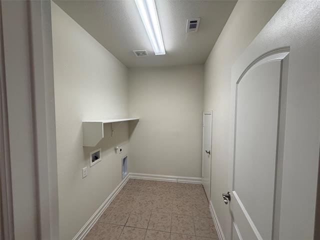 Building Photo - 2341 Leeward Pl