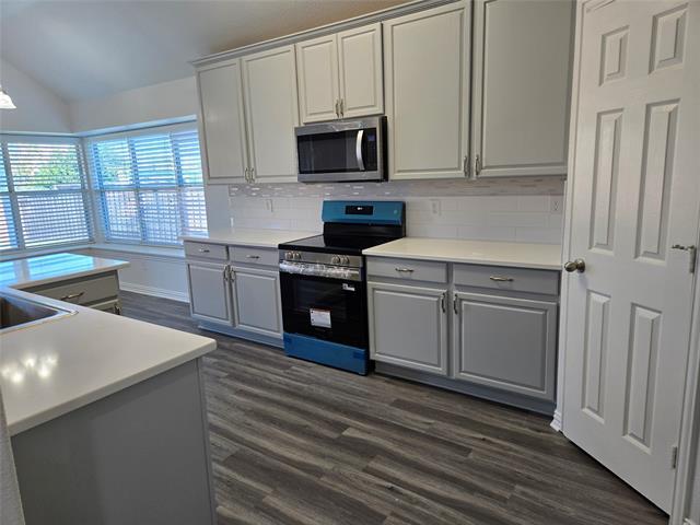 Building Photo - 4110 Maple Shade Ave