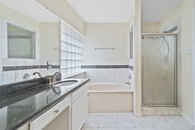 Building Photo - 13734 Bonilla Ln