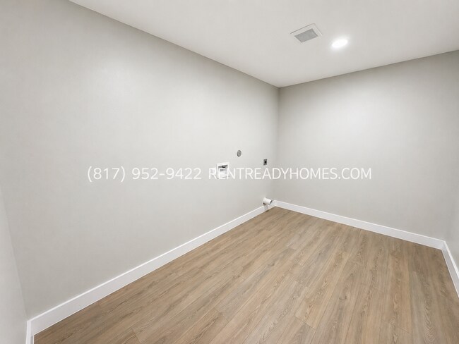 Building Photo - 4919 Dickens Rd