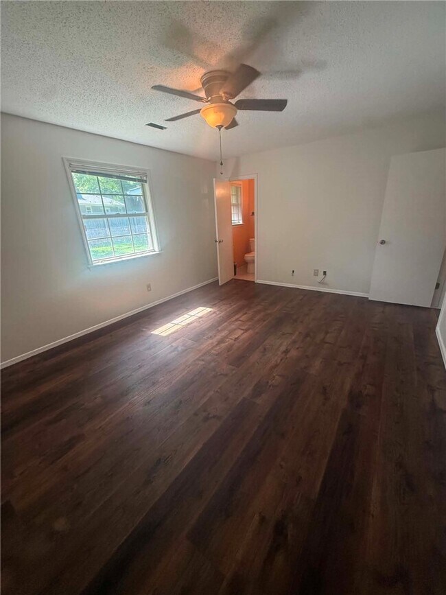 Building Photo - 3761 N Whippoorwill Ct