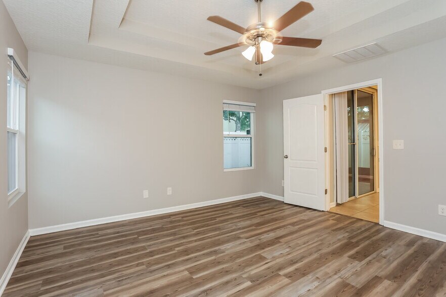 Building Photo - 4120 Grayfield Ln