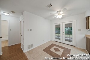 Building Photo - 9438 Valley Dale St
