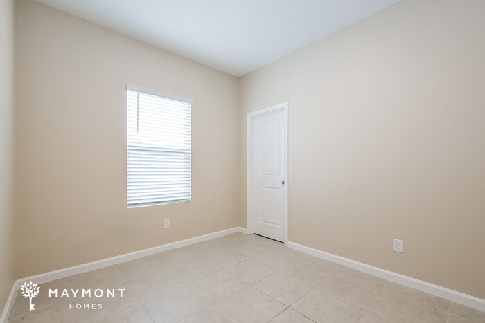 Building Photo - 2651 Island Walk Dr