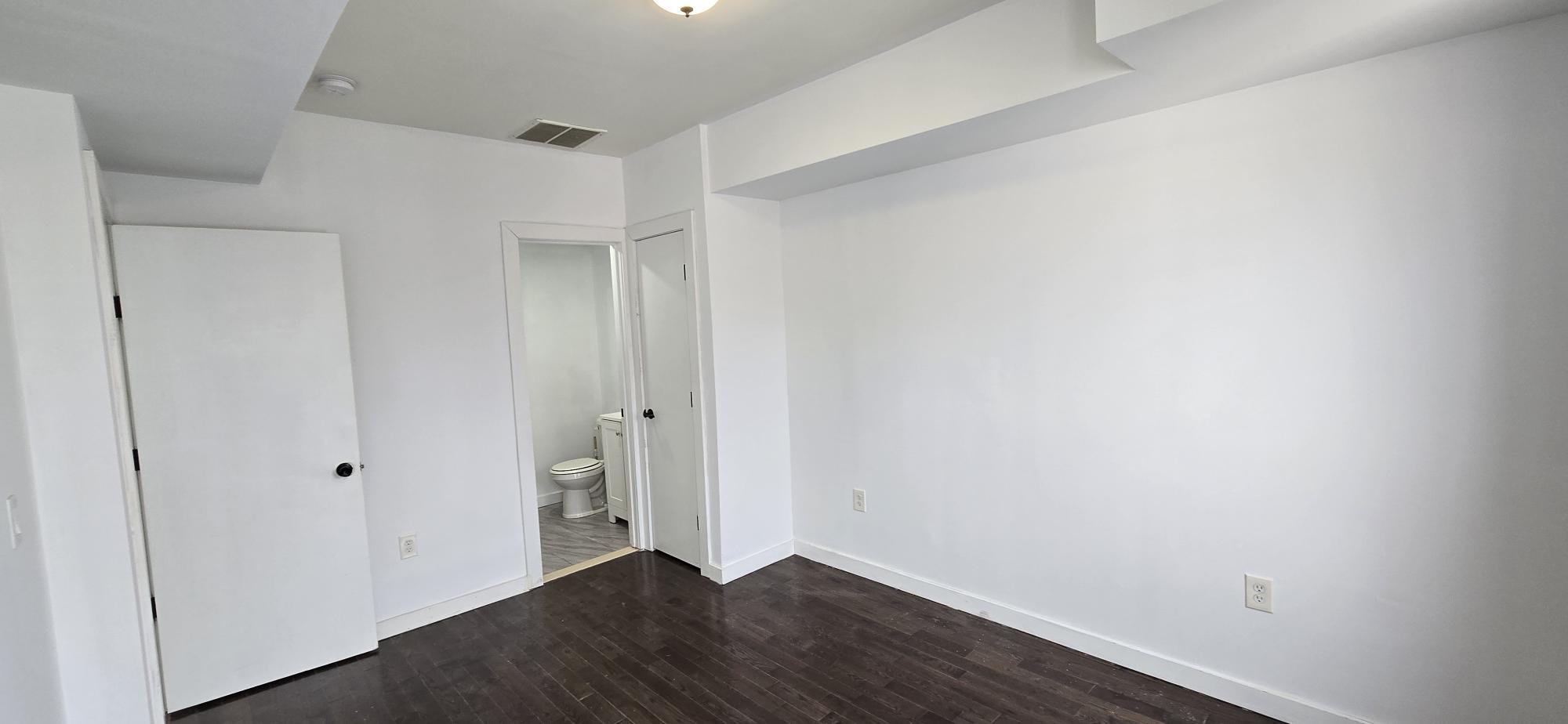 Building Photo - 487 Ocean Ave