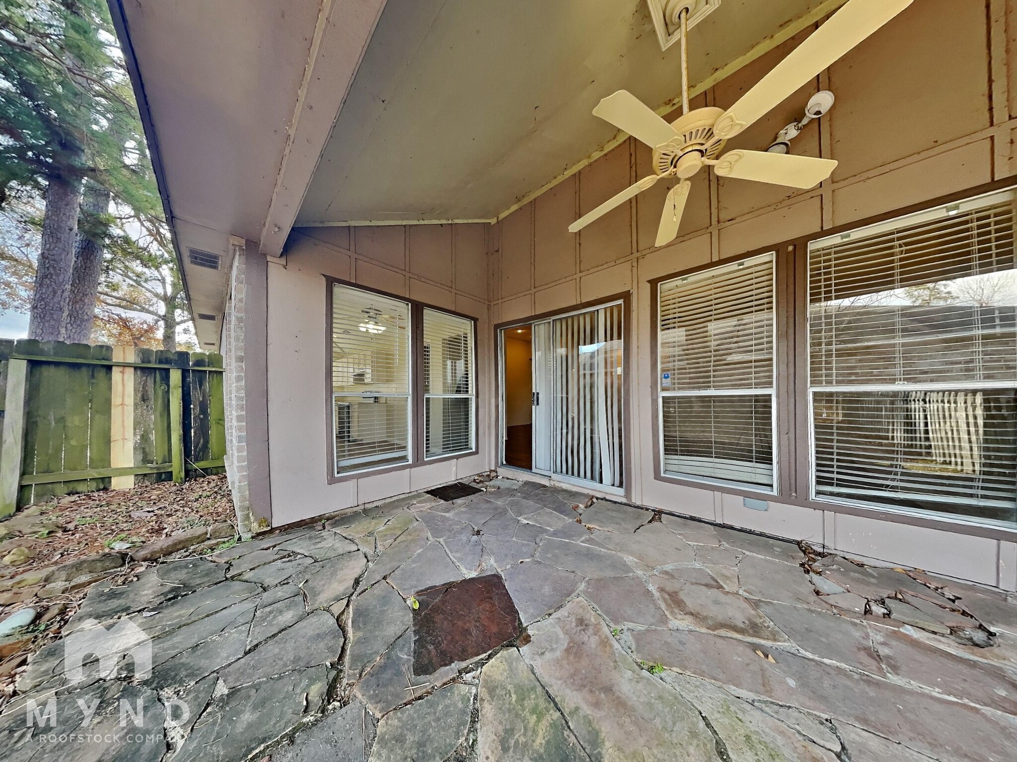 Building Photo - 8731 Summit Pines Dr