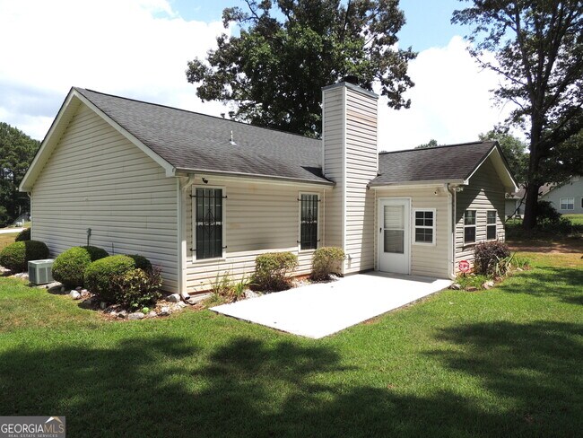 Building Photo - 260 Mountainview Dr