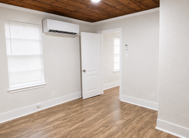 Building Photo - 6833 Avenue C