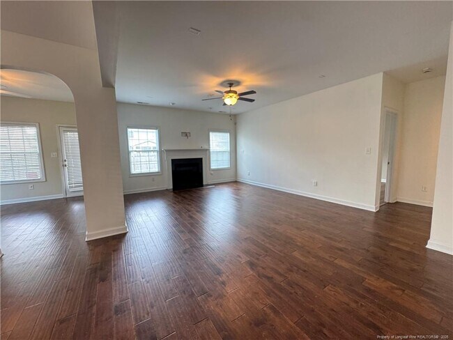 Building Photo - 579 Royal Birkdale Dr