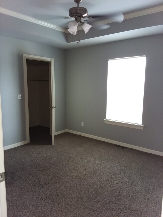 Building Photo - 4076 W Santa Maria Ln