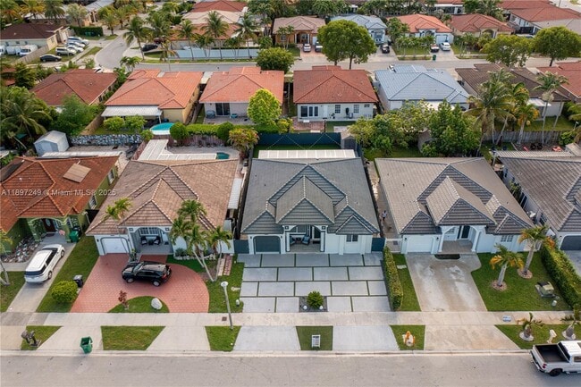 Building Photo - 18316 SW 145th Ave