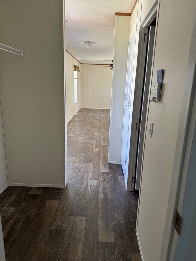 Building Photo - 115 Terrace Ct