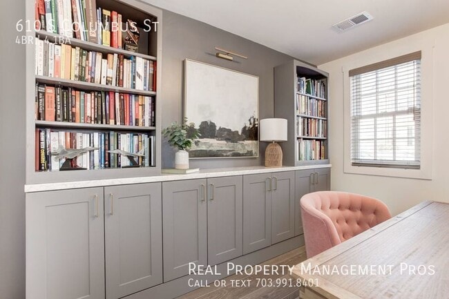 Building Photo - Stunning Corner Townhouse, Old Town Alexan...