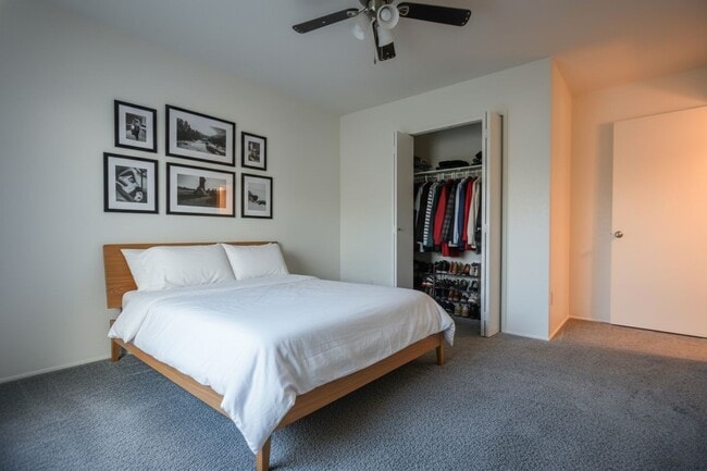 Building Photo - 24215 Beef Canyon Dr