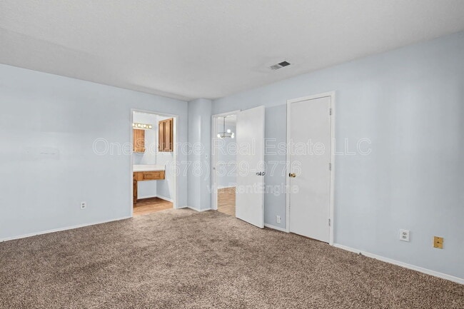 Building Photo - 1603 Augusta Dr