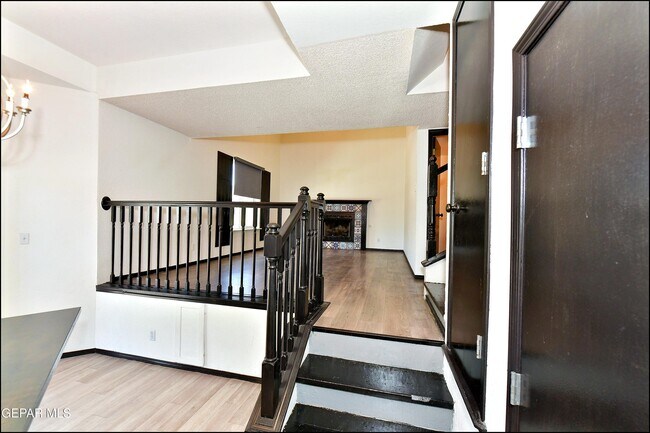 Building Photo - 7249 Imperial Ridge Dr