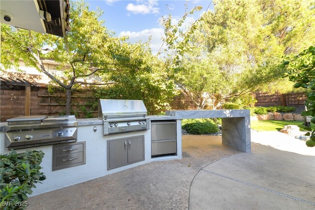 Building Photo - 72 Panorama Crest Ave