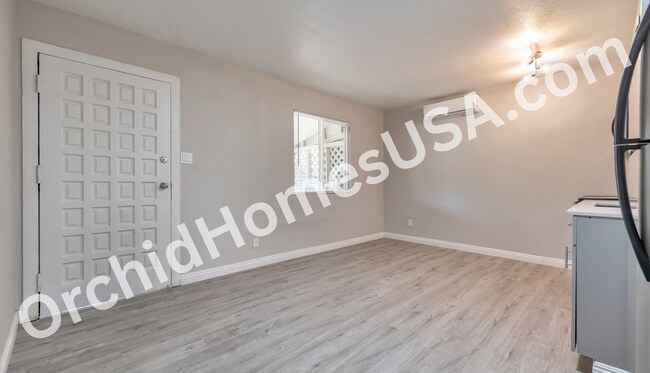 Building Photo - 3811 S 9th St