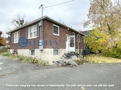 Building Photo - 512 4th Ave