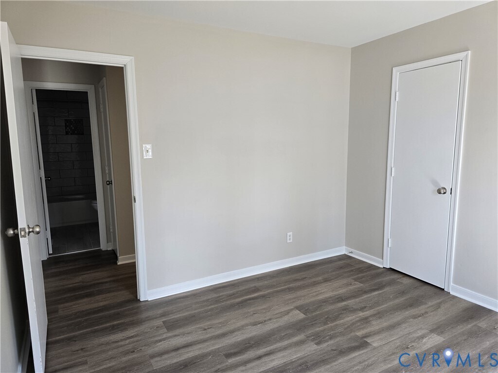 Building Photo - 1600 Porters Mill Terrace