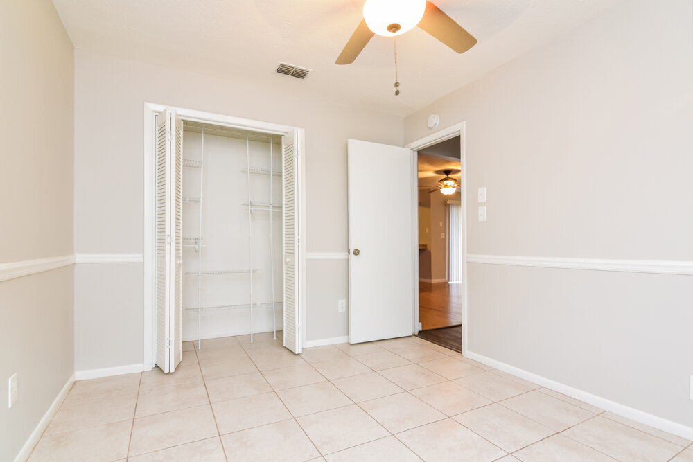 Building Photo - 3819 Cloverhill Ct
