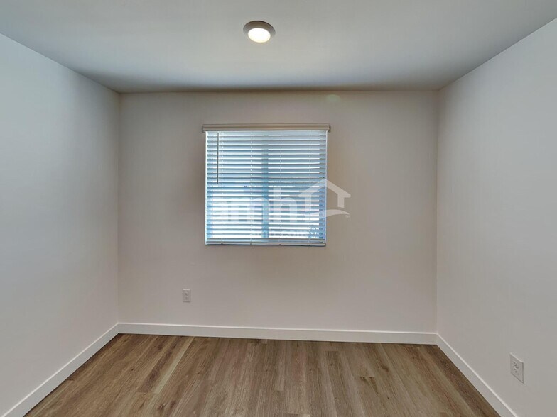 Building Photo - 6293 W Paseo Vito