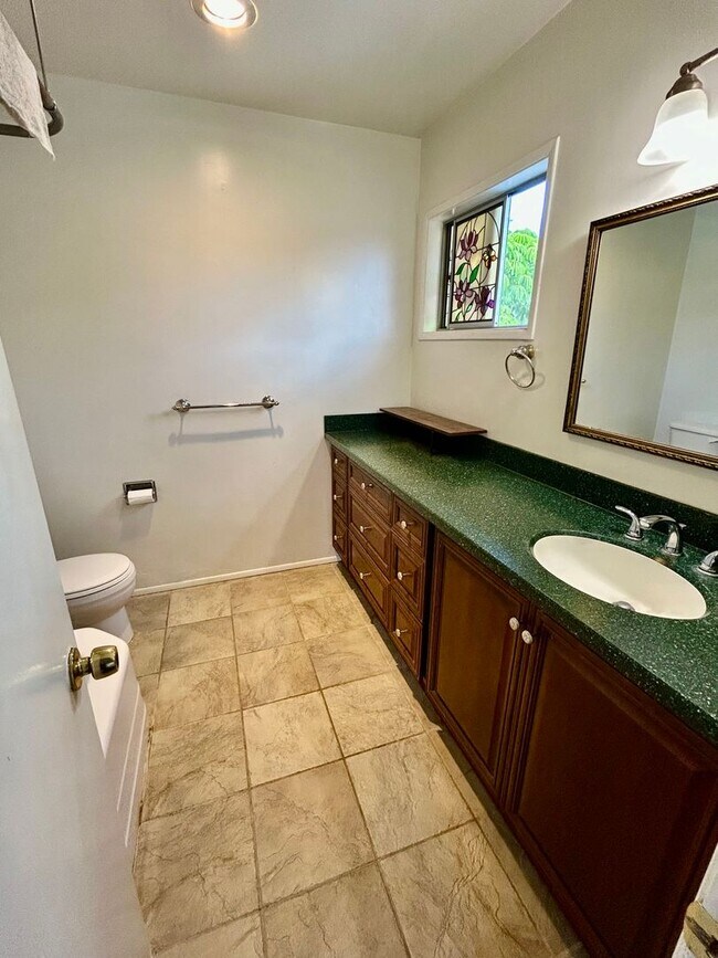 Building Photo - 4 Bedroom 3 bath Home In Rolando Village