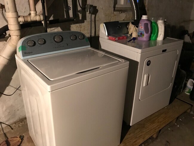 Washer and dryer - 28 Clayton Ave