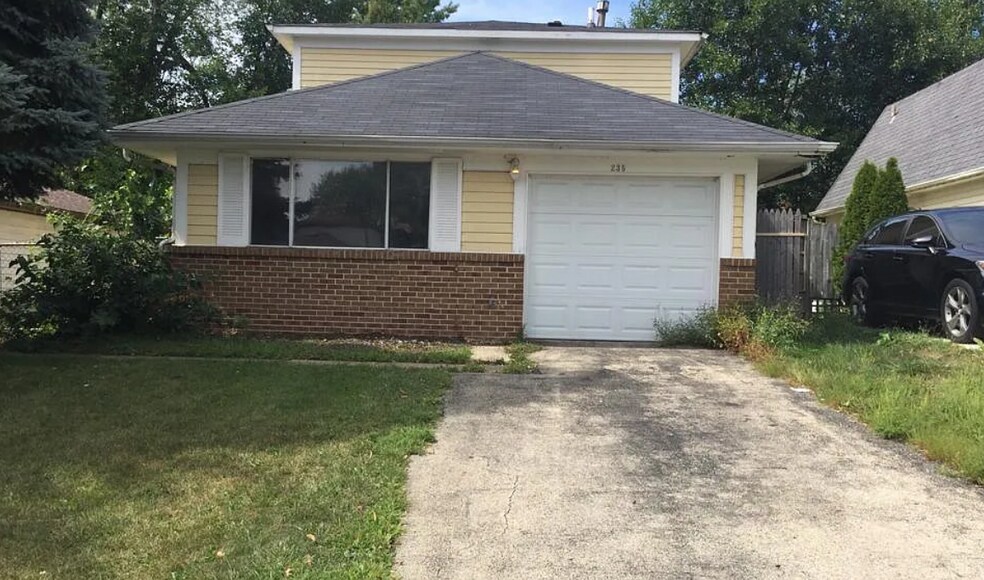 Building Photo - 235 Essex Ct