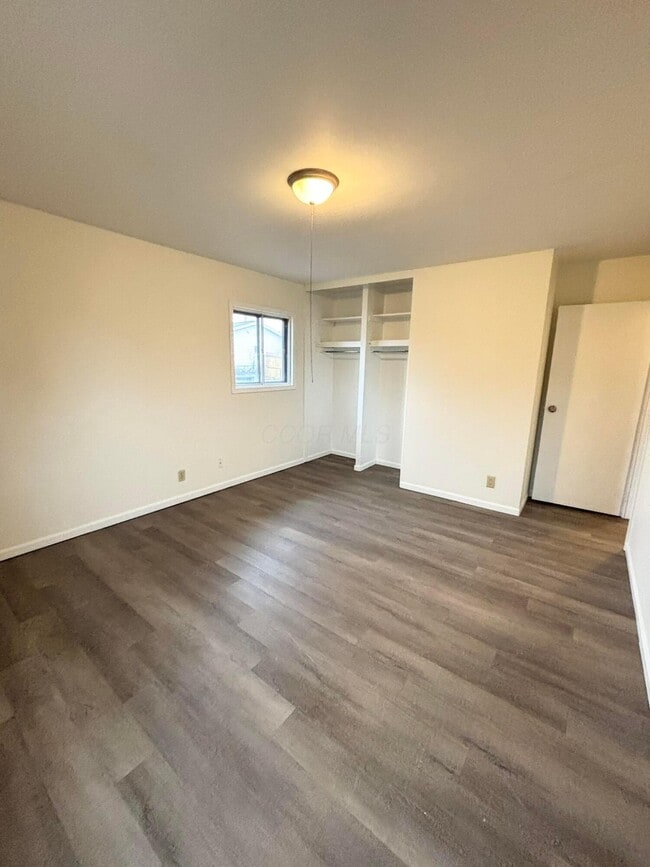 Building Photo - 7362 Sabre Ave