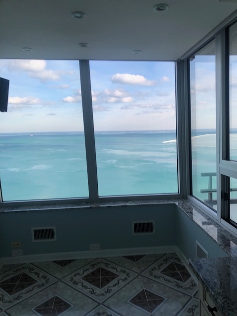 Kitchen eat-in, view - 1300 N Lake Shore Dr