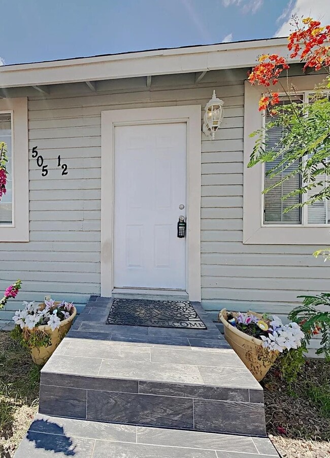 Building Photo - Charming 1-Bedroom Home in a Prime Location