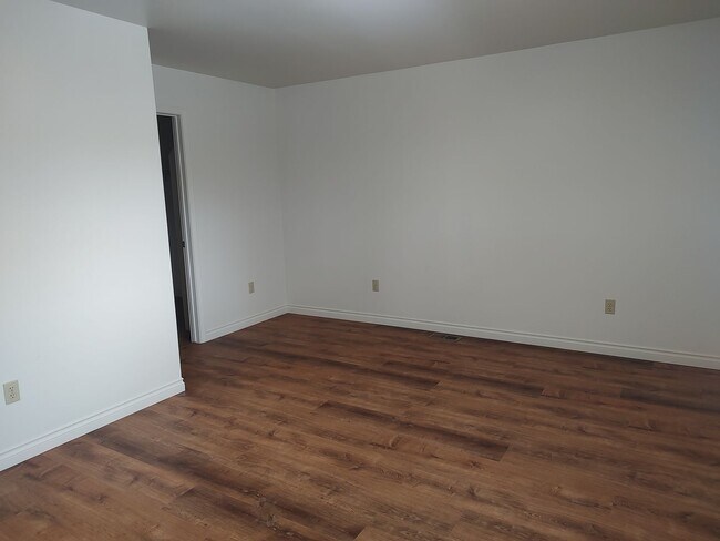 Building Photo - 1439 Terrace Dr