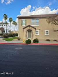 Building Photo - 942 W Aspen Way