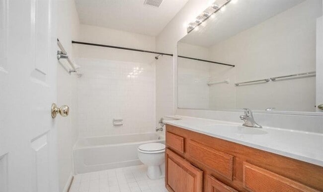 Building Photo - 13116 Holly Leaf Ct