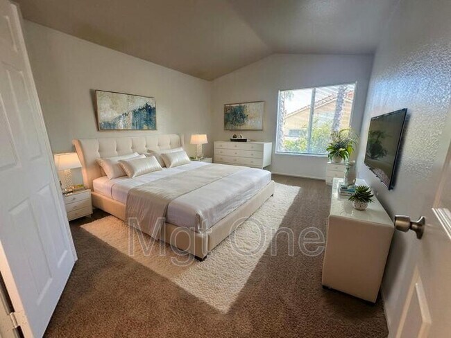 Building Photo - 1240 Lilac Ridge Dr