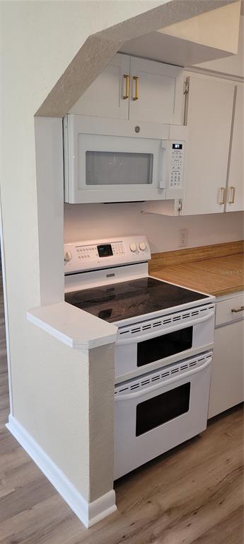 Building Photo - 43 Main St